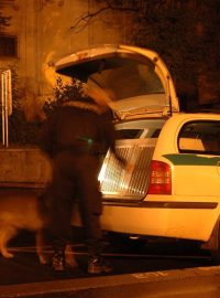 Policie hledala na radnici v Hořovicích bombu