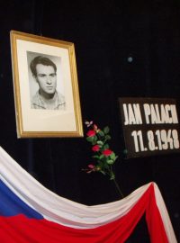 Vzpomínková akce na Jana Palacha ve Všetatech a v Mělníku (1)