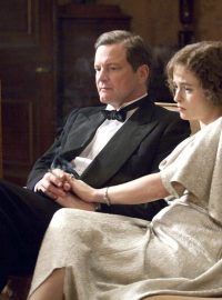 Z filmu Králova řeč (Colin Firth, Helena Bonham Carterová)