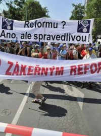 Demonstrace odborů proti vládním reformním záměrům