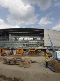 Stav na staveništi fotbalového stadionu pro EURO 2012 ve Vroclavi v květnu 2011