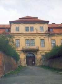 Svojšín - zámek