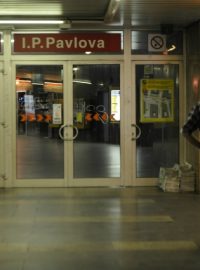 Pražské metro nevyjelo. Strojvedoucí stávkují