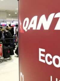 Australské aerolinky Qantas zrušily kvůli popelů na 200 letů