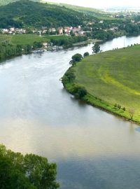 Krajina kolem Labe u Lovosic