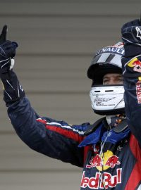 Sebastian Vettel slaví druhý titul mistra světa v kariéře