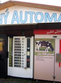 mléčný automat, mlékomat