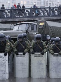 Policisté v ulicích Moskvy