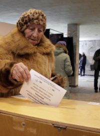 Občané Lotyšska v referendu zamítli uznání ruštiny za druhý úřední jazyk