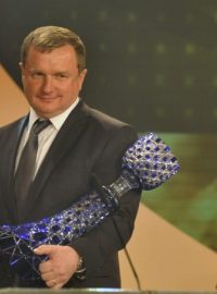 Pavel Vrba s cenou pro českého Trenéra roku 2011