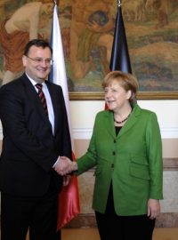Německá kancléřka Angela Merkelová se v Praze sešla s premiérem Petrem Nečasem