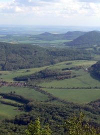 Pohled na České středohoří z Milešovky