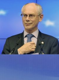 Předseda Evropské rady Herman Van Rompuy na tiskové konferenci po neformálním summitu EU