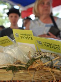 Farmářské thrhy, italské dny na naměstí Jiřího z Poděbrad