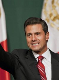 Nově zvolený prezident Mexika Enrique Peña Nieto