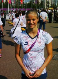 Znakařka Simona Baumrtová v londýnském dějišti OH 2012