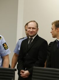 Norský atentátník Breivik před vynesením maximálního trestu vězení