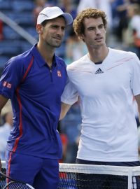Serbia&#039;s Novak Djokovic, left, and Britain&#039;s Andy Murray pose for a photo before the championship match at the 2012 US Open tennis tournament, Monday, Sept. 10, 2012, in New York. (AP Photo/Darron Cummings)