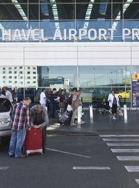 Přejmenování ruzyňského letiště na Letiště Václava Havla, terminál 2