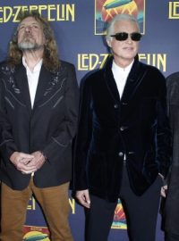 Členové skupiny Led Zeppelin na premiéře filmu Celebration Day