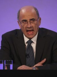 Soudce Brian Leveson.