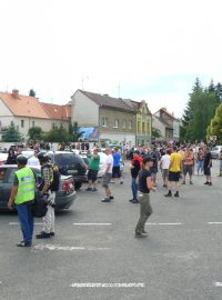 Střet policie se sympatizanty Dělnické strany sociální spravedlnosti v Duchcově