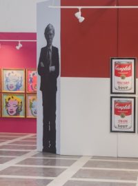 Výstava z díla Andyho Warhola v Hluboké nad Vltavou