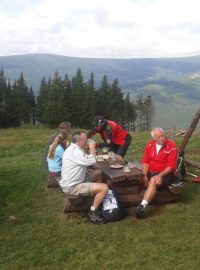 Václav Klaus při výstupu na Sněžku během SVatovavřinecké pouti. 10. 8. 2013