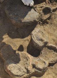 Archeologové objevili nedaleko obce Trnávka na Lipensku žárové pohřebiště z pozdní doby halštatské