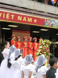 Festival vietnamské kultury a buddhismus v Karlových Varech