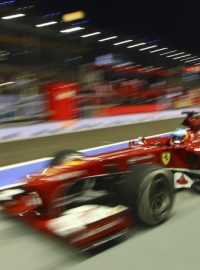 Fernando Alonso během Velké ceny v Singapuru