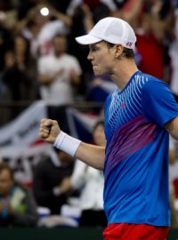 Tomáš Berdych se raduje z výhry ve finále Davisova poháru