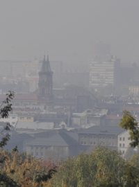 V Moravskoslezském kraji jsou zhoršené rozptylové podmínky, smogem je zahalena i Ostrava