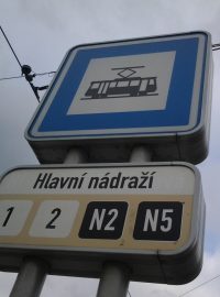 Názvy zastávek MHD v Plzni se změní. Nově vznikne třeba zastávka Hlavní nádraží