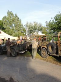 Táborové ležení Military Car Clubu Plzeň