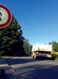 Uzavřená cesta. Kvůli opravě mostu v Jihlavě čekají až do října omezení řidiče i chodce