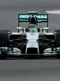 Německý pilot Nico Rosberg vyhrál kvalifikaci na Velkou cenu Británie