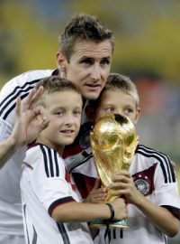 Miroslav Klose získal s Německem titul mistra světa a ukončil reprezentační kariéru