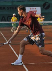 Tomáš Berdych vracel trpělivě míčky malých tenistů