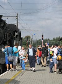 Hlavní atrakcí v Mariánských Lázních byla parní lokomotiva z roku 1925