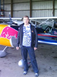 Akrobatický pilot Martin Šonka