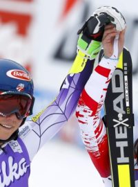 Dvě vítězky úvodního obřího slalomu v rakouském Söldenu - Američanka Shiffrinová a Rakušanka Fenningerová