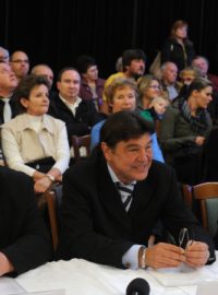 Tři zástupci DSSS v zastupitelstvu Duchcova (zleva) Jindřich Svoboda, Miroslav Toman a Miluše Janoušková