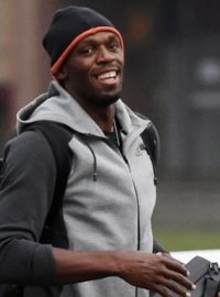 Usain Bolt po příletu na letiště v Ostravě-Mošnově