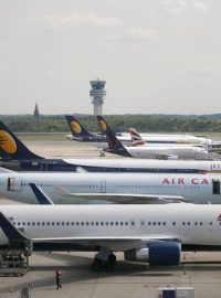 Letadla na letišti v Zaventem nedaleko Bruselu