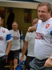 Trenér Pavel Vrba před reprezetnačním tréninkem