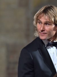 Fotbalista Pavel Nedvěd byl oceněn Medailí Za zásluhy