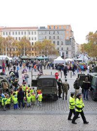 Den válečných veteránů ČR, Náměstí Míru