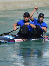 Deblkanoisté Jonáš Kašpar a Marek Šindler trénují na olympijském kanále v Riu