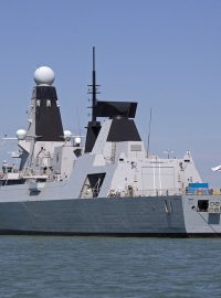 Britský torpédoborec třídy Daring, jednotka HMS Daring D32